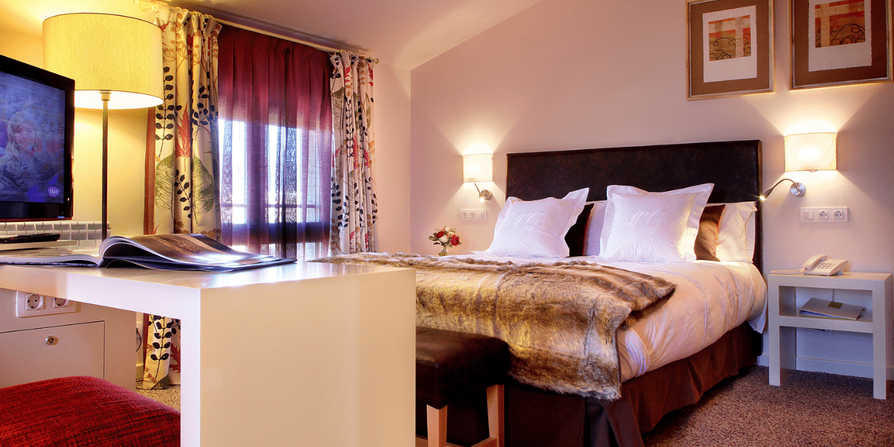 Hotel en Sierra de Guara banner reserva hotel habitaciones 3