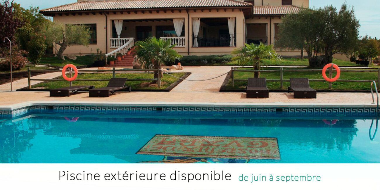 Hotel Hosteria de Guara à Bierge banner piscina exterior informativa hosteria opcionFR